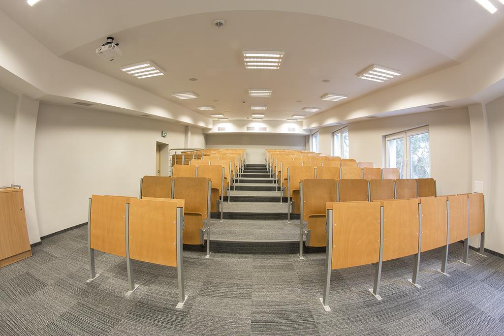 Inwest Osrodek Szkoleniowo-Wypoczynkowy Hotel Смардзевице Екстериор снимка