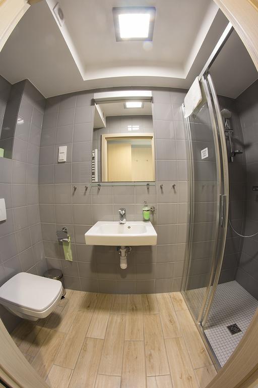 Inwest Osrodek Szkoleniowo-Wypoczynkowy Hotel Смардзевице Екстериор снимка