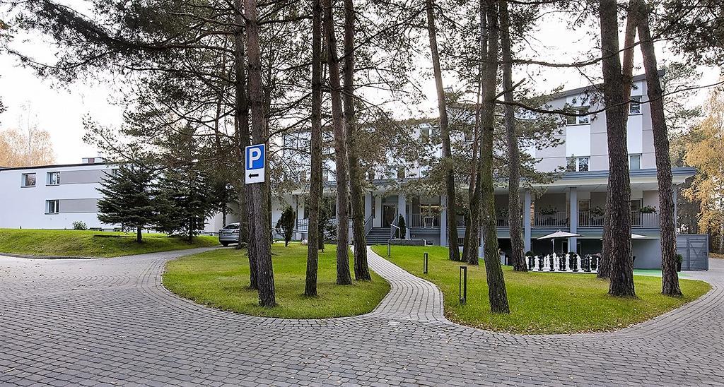 Inwest Osrodek Szkoleniowo-Wypoczynkowy Hotel Смардзевице Екстериор снимка